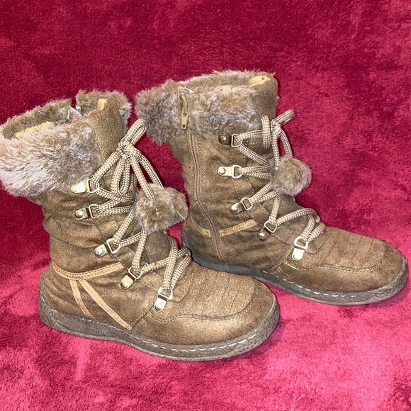 Brown boots size 4 - Picture 3 of 5